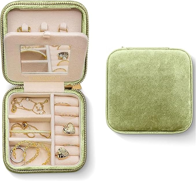 Plush Velvet Square Jewelry Box