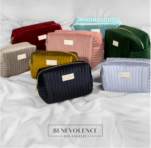 Image of Benevolence LA Large Capacity Velvet Travel Bag 