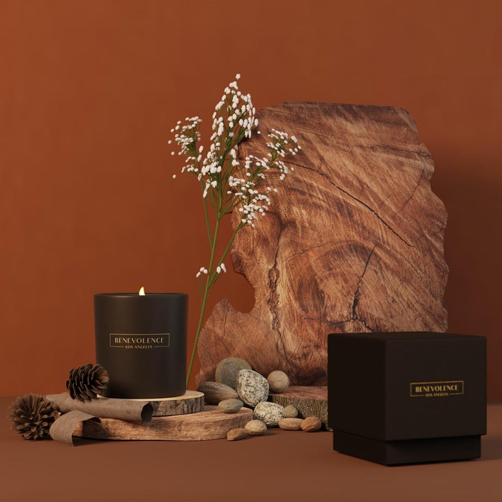 Oud Wood Signature Candle