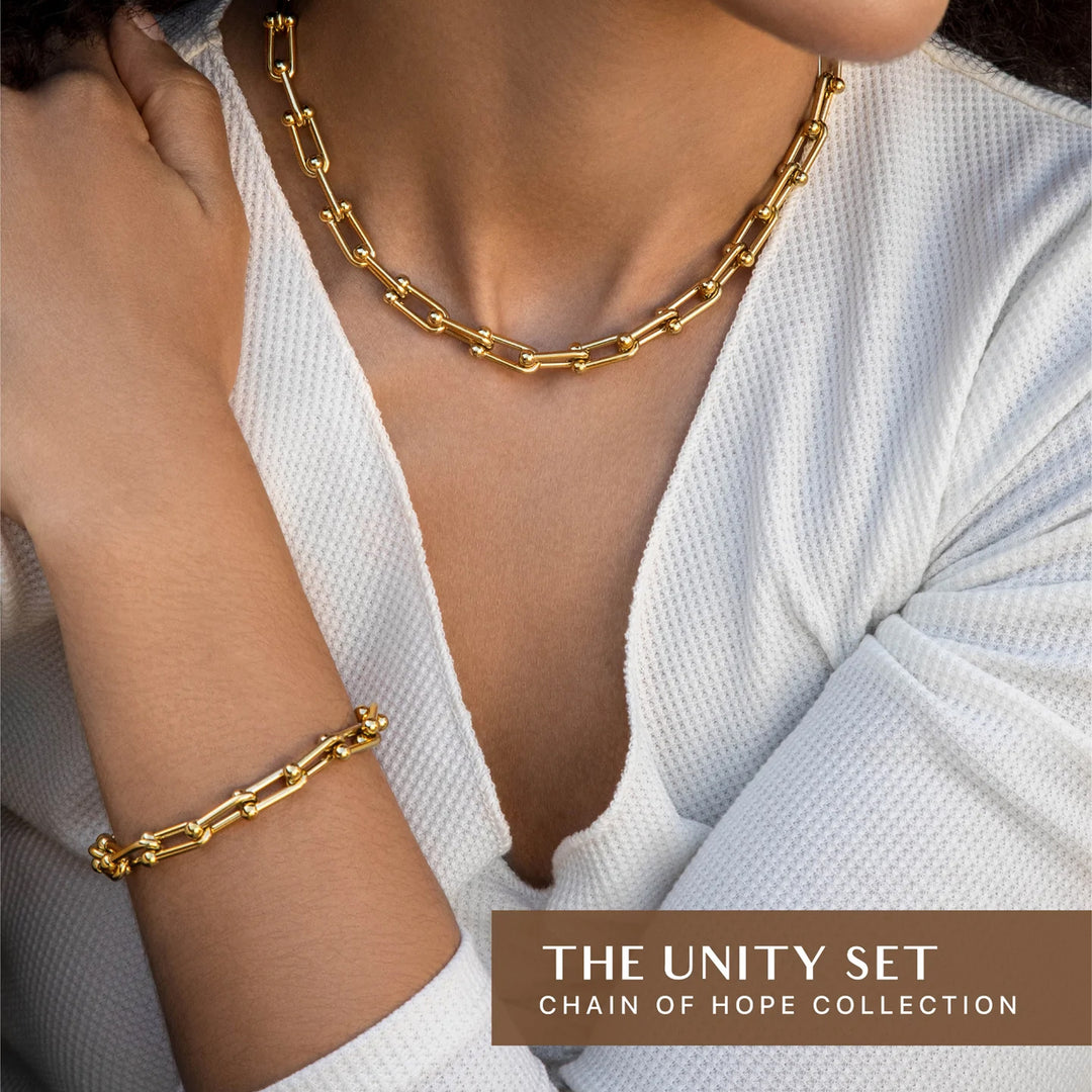 Benevolence La Chunky Paperclip Chain Necklace & Bracelet Set